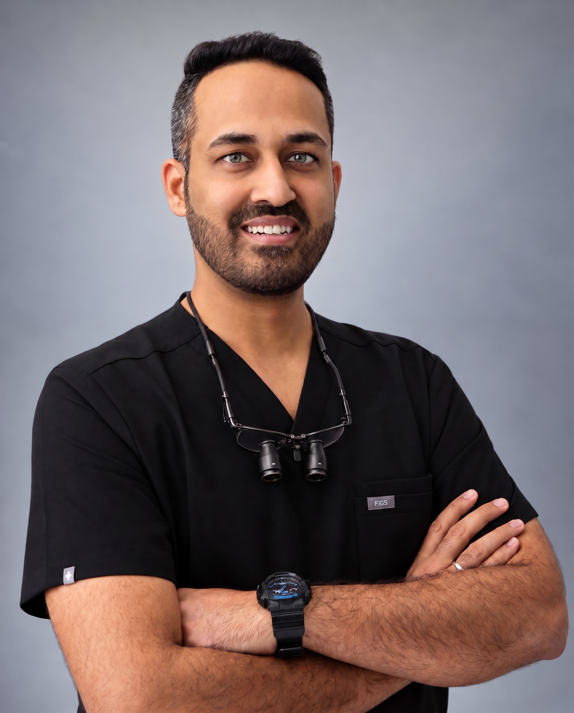 Dr. Akshay Sharma, Dentist