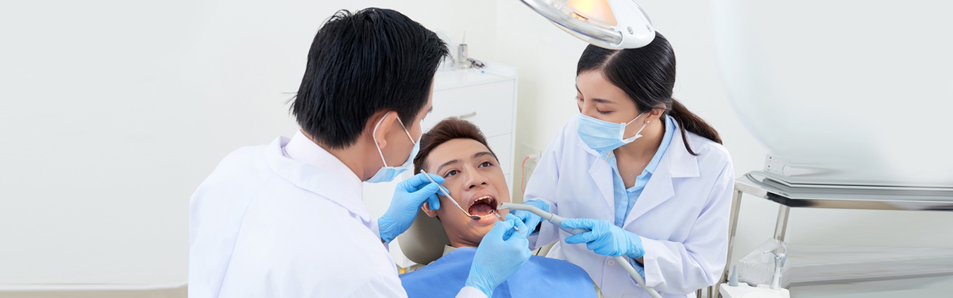 From Pain to Perfection: Managing Side Effects of Dental Implants